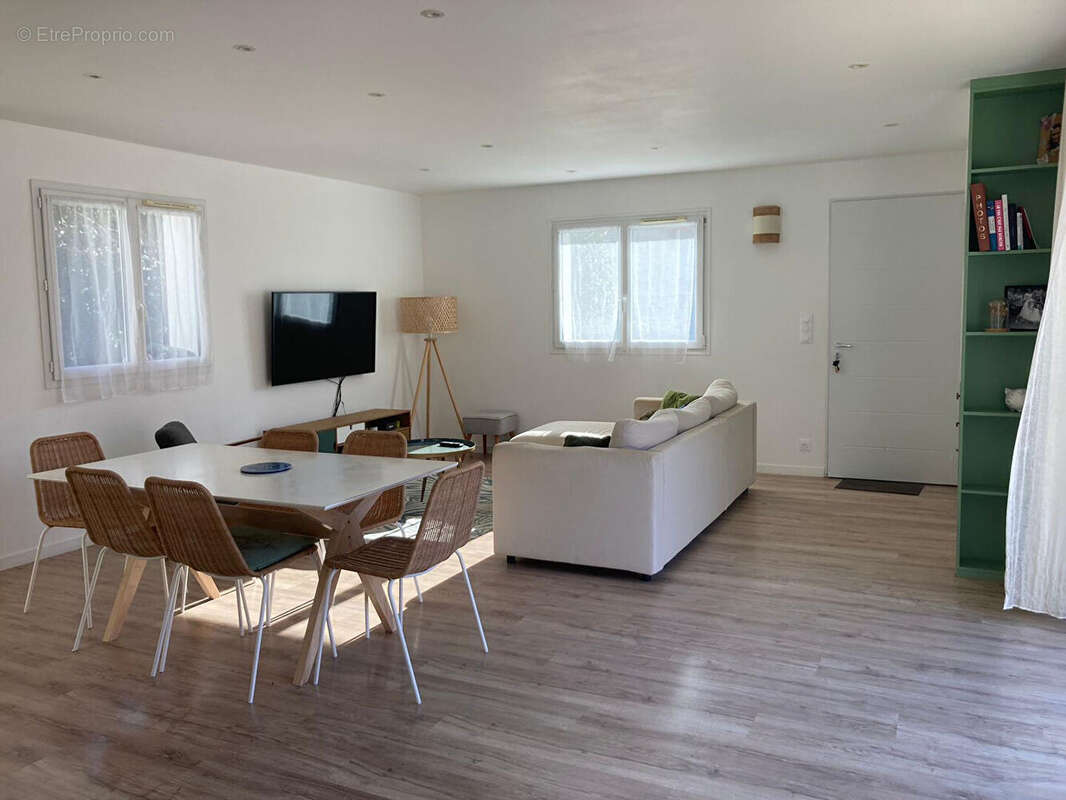 Maison à SAINT-PEE-SUR-NIVELLE