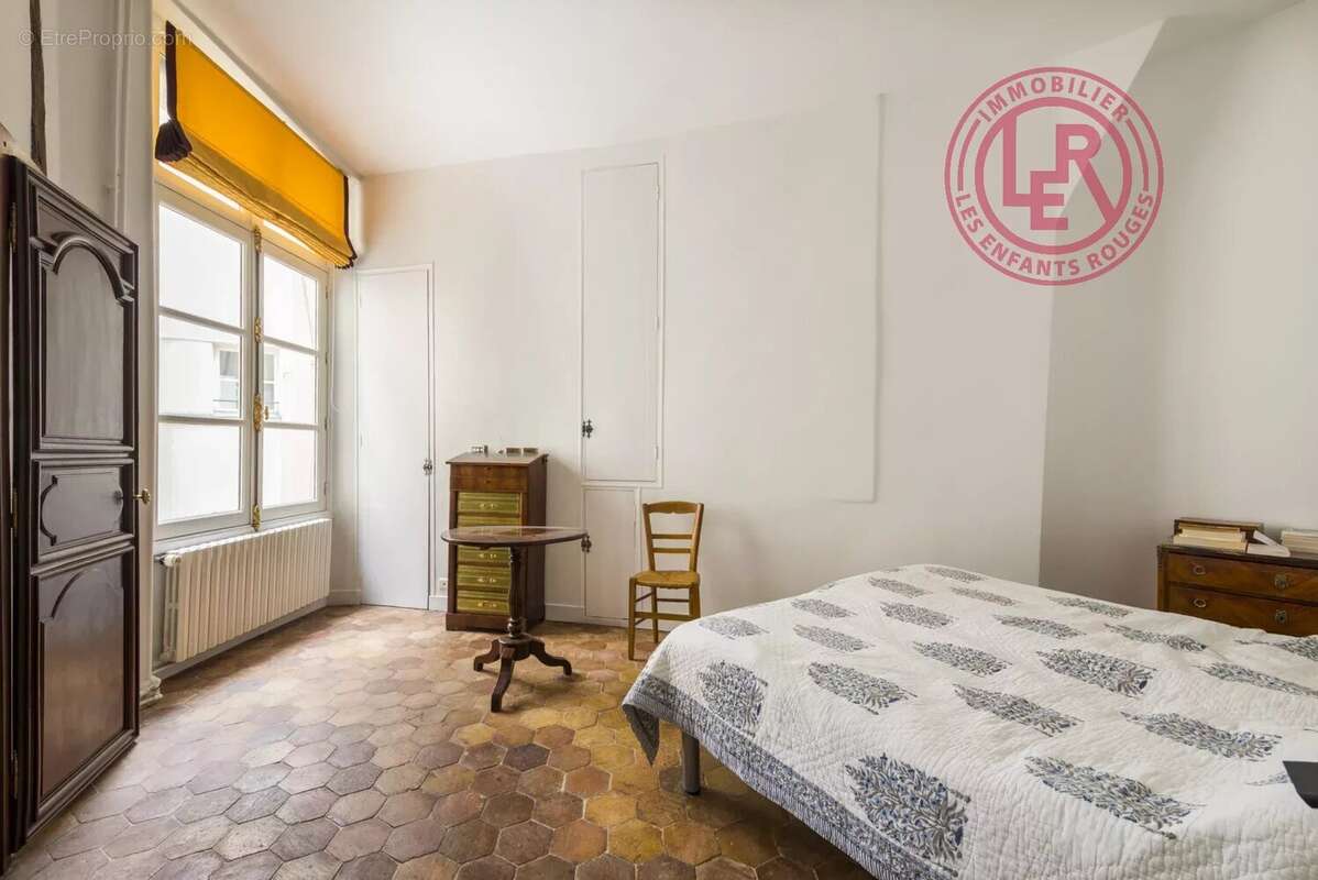 Appartement à PARIS-5E