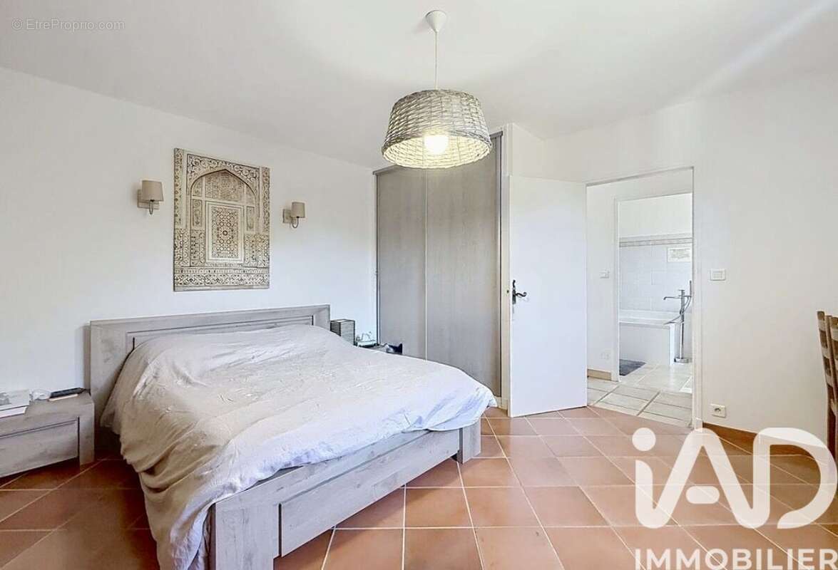 Photo 8 - Maison à NIMES