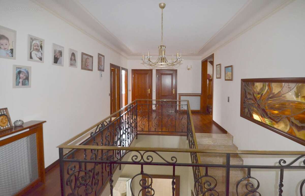 Maison à LOUVECIENNES