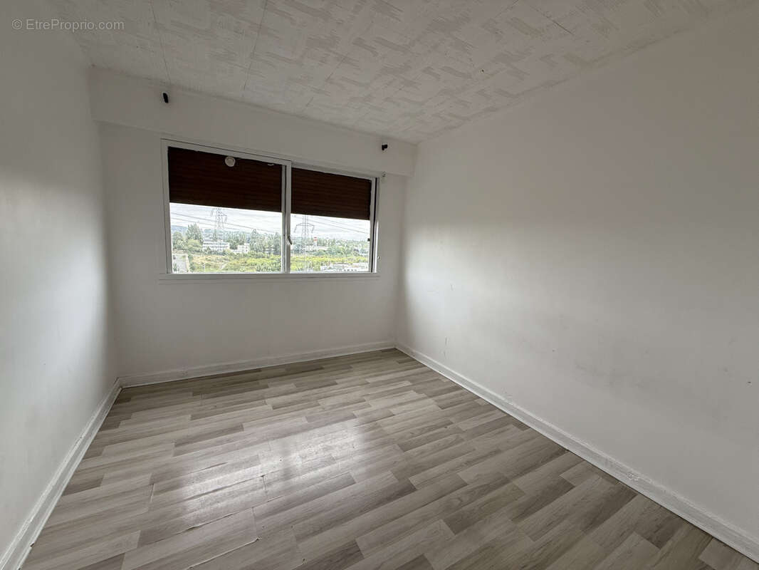 Appartement à SARCELLES