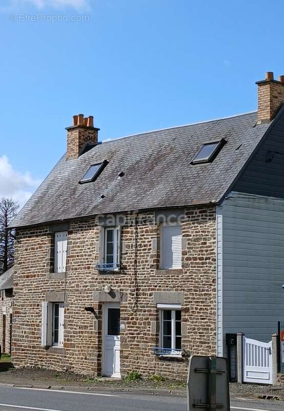Maison 3 pièces en pierre à restaurer - LA GRAVERIE (14350) - photo 2