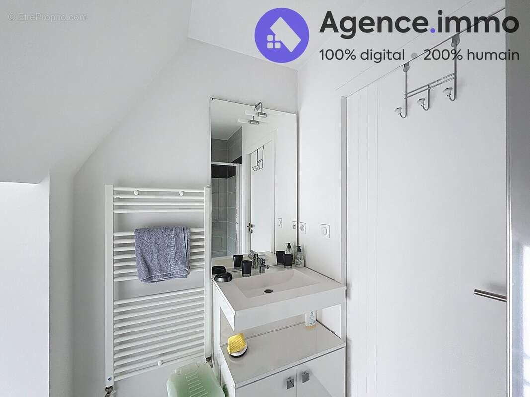 Appartement à SAINT-CYR-SUR-LOIRE