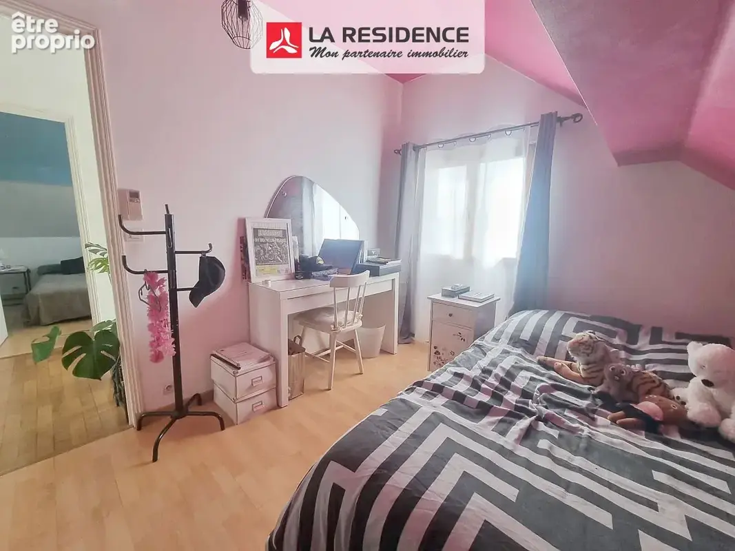 Maison 6 pièces 110 m² à vendre à Stains (93240) - photo 7