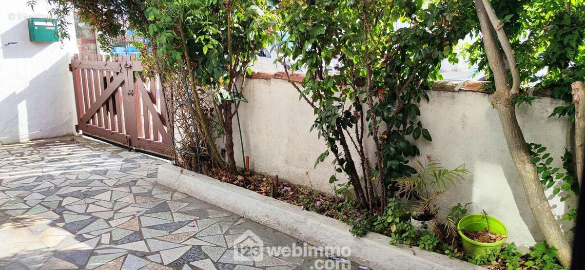 Maison 107 m² à Saintes-Maries-De-La-Mer  - photo 3