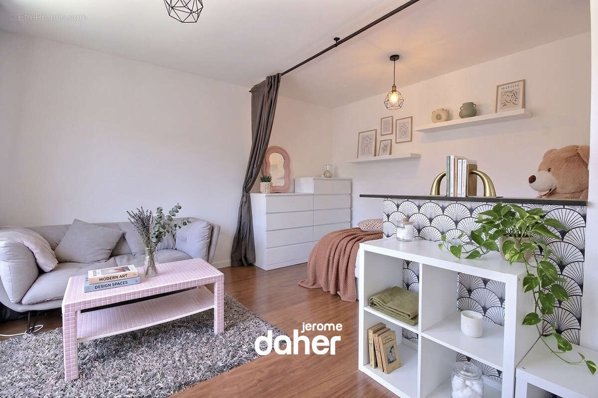 Appartement à MARSEILLE-6E