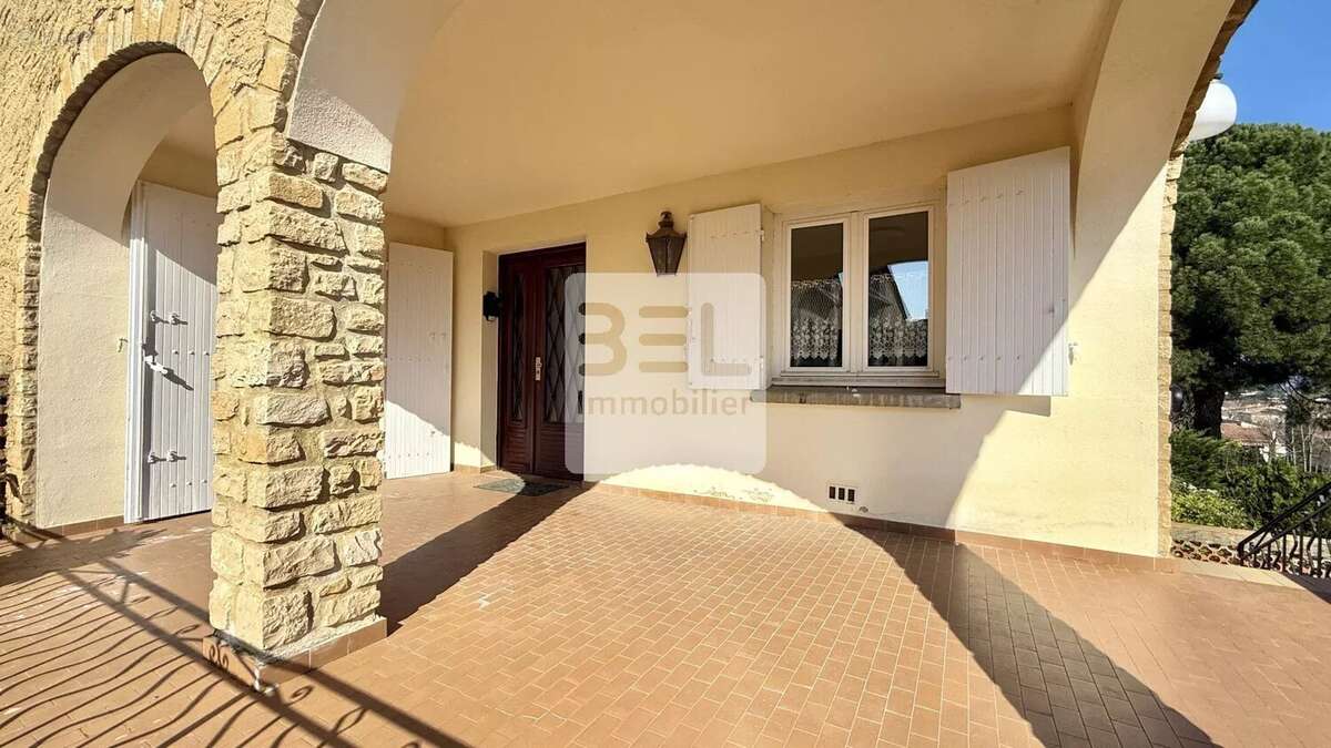 Maison à BAGNOLS-SUR-CEZE