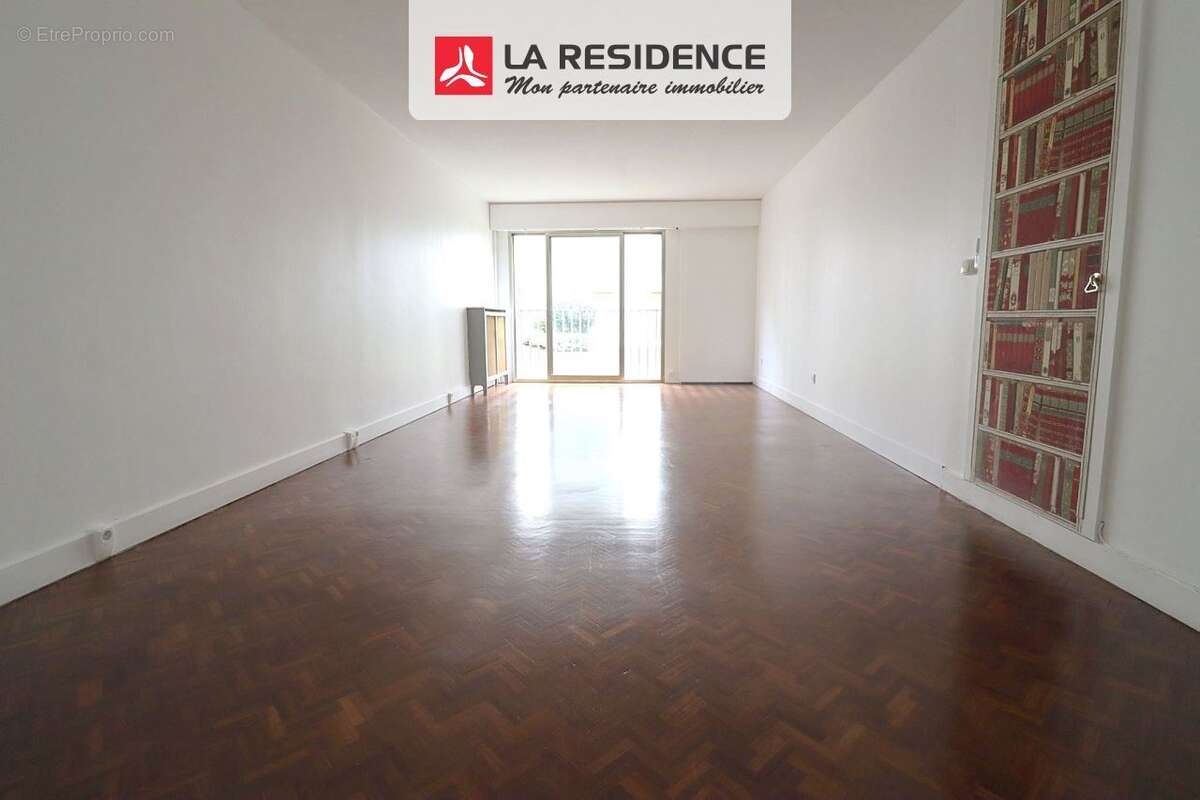 Appartement à VERSAILLES