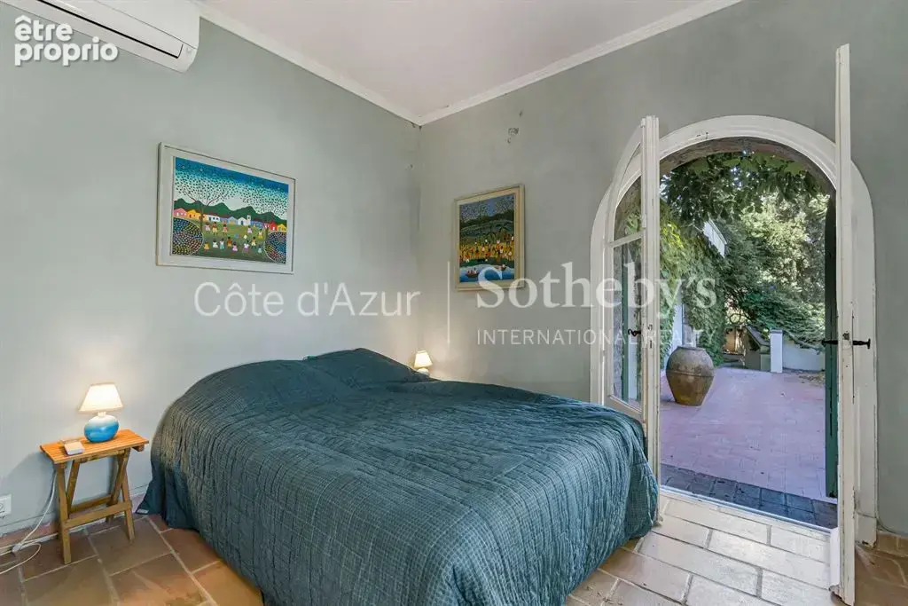 Théoule-sur-Mer – Villa provençale de 180 m² avec vue mer panoramique, piscine et hammam - photo 10