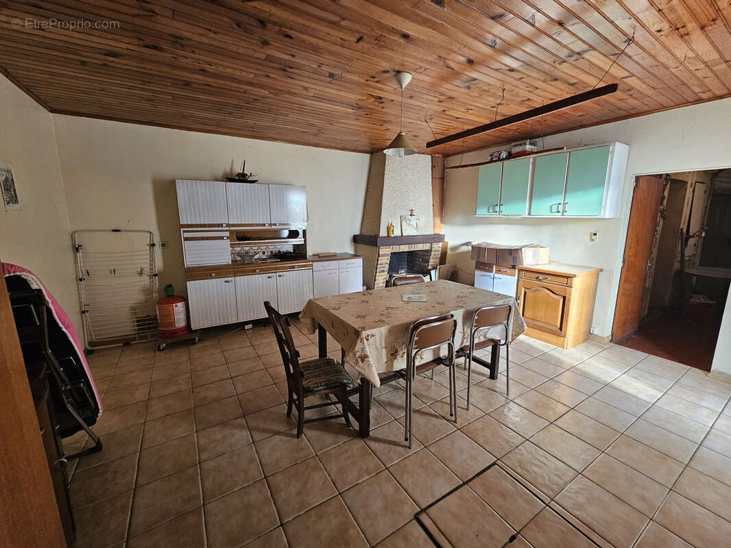 Maison à L&#039;ISLE-EN-DODON