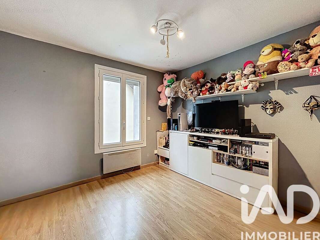 Appartement 82 m² à Champdeuil  - photo 6