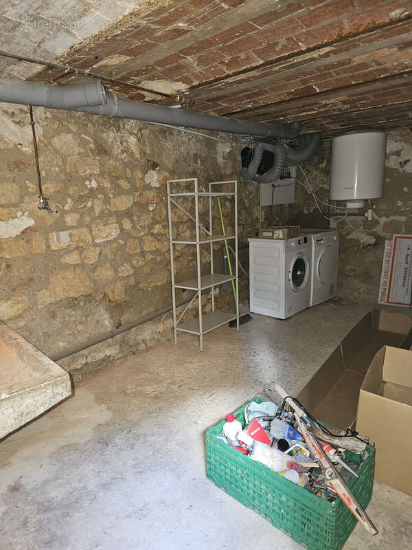 Maison à LA ROQUE-D'ANTHERON