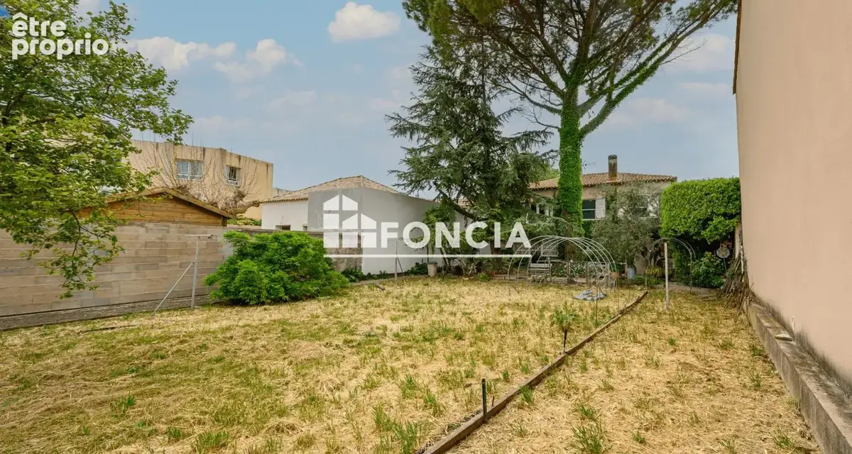 Le Pontet centre-ville – Maison T5 de 115 m² avec jardin arboré de 900 m², un potentiel rare - photo 4