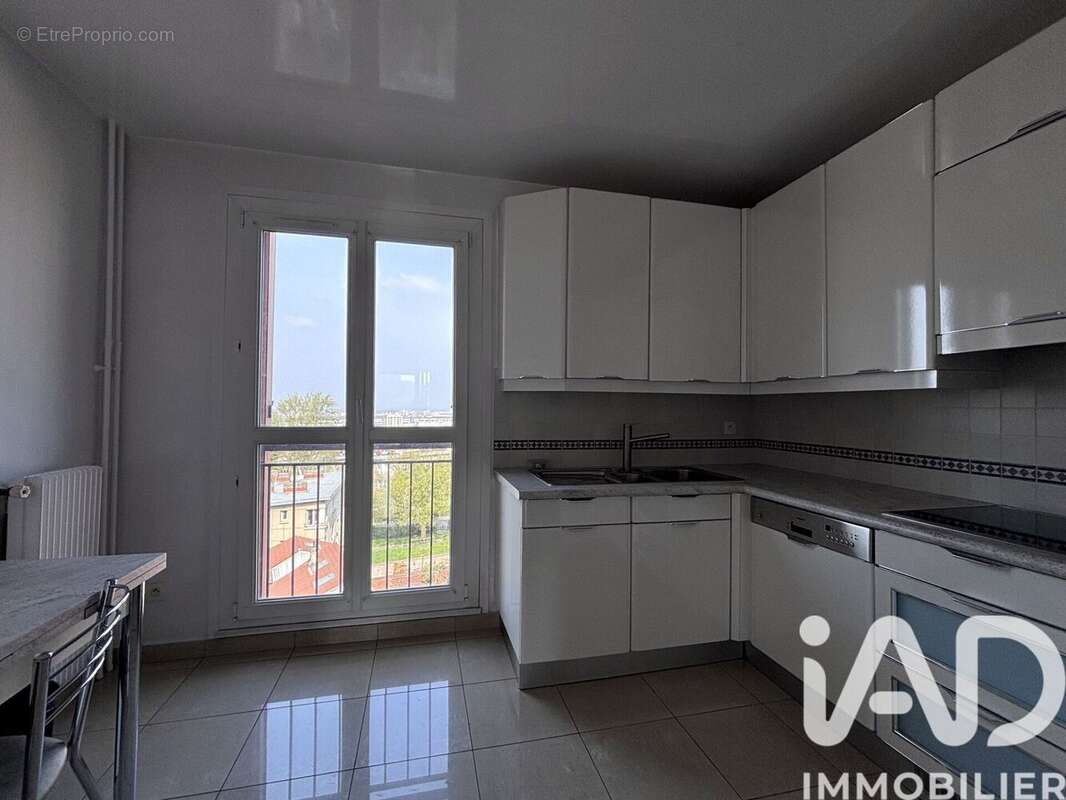 Photo 5 - Appartement à LES LILAS