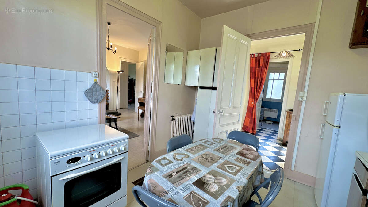 Maison à BEAUREPAIRE