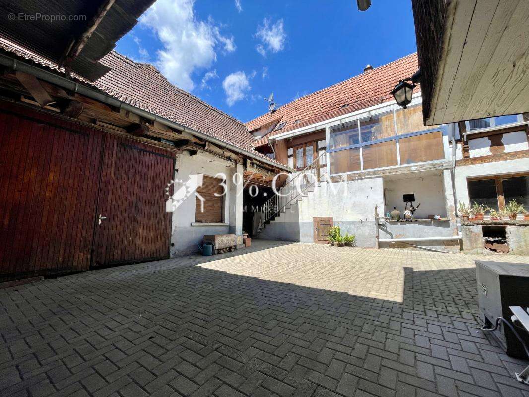 3%.COM Exclusivité BERBGIETEN, Corps de ferme, 96m2,dépendan - photo 17