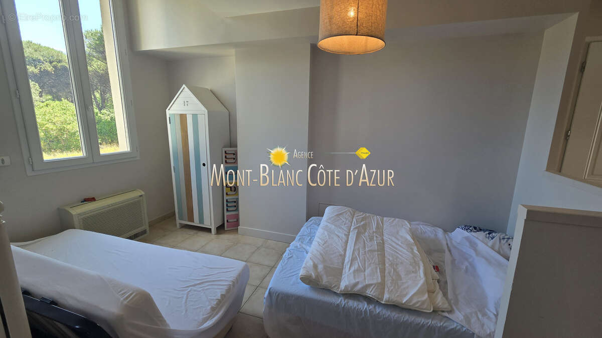 Appartement duplex 2/3 pieces avec parkings et piscine dans la residence - photo 15
