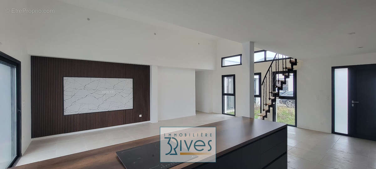 Maison à SAINT-MELAINE-SUR-AUBANCE