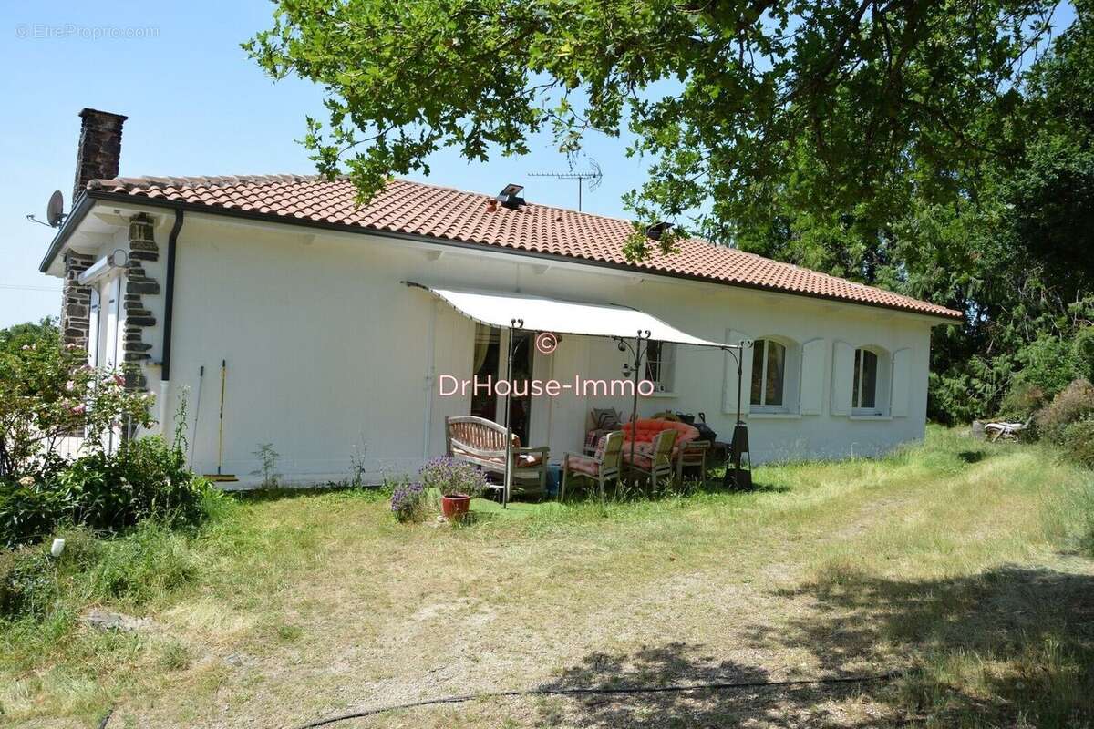 Maison 197 m² à Brigueuil  - photo 30