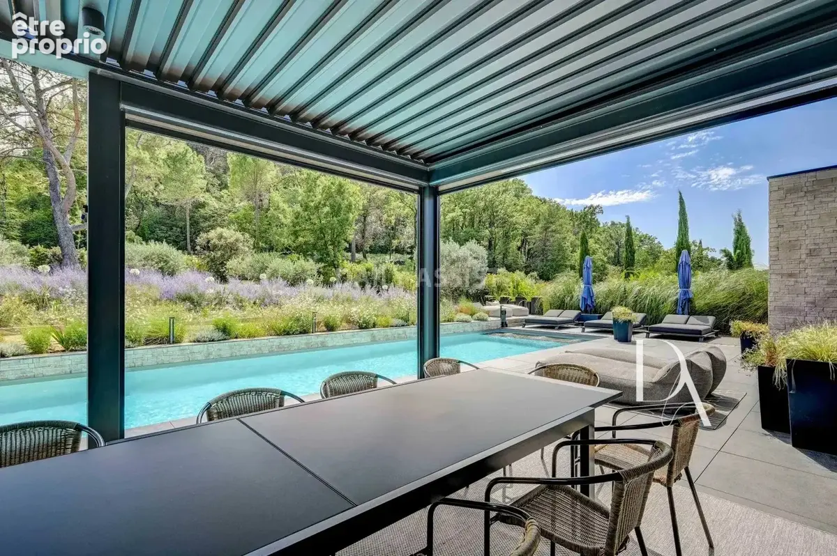 Aix-en-Provence – Montaiguet  Villa contemporaine de 232 m² avec piscine sur 4 110 m² - photo 3