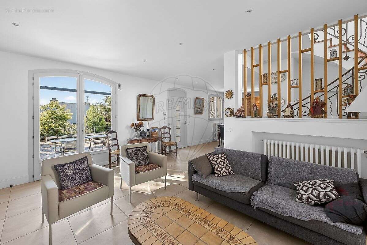 Maison à CARRY-LE-ROUET