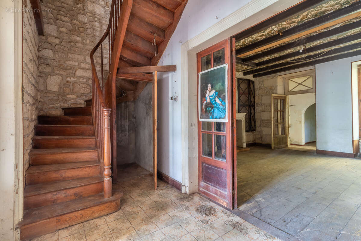 Maison à SAINT-SAVINIEN