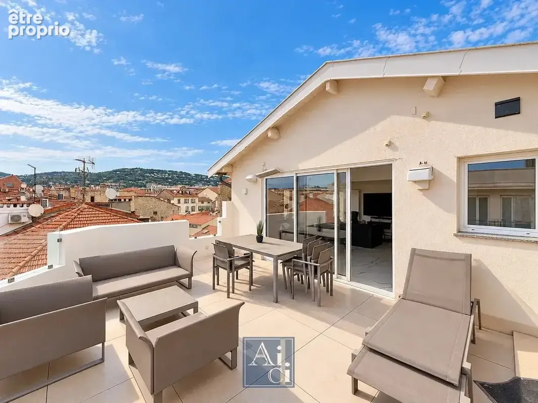 Cannes banane – carré d’or  villa sur le toit - photo 3