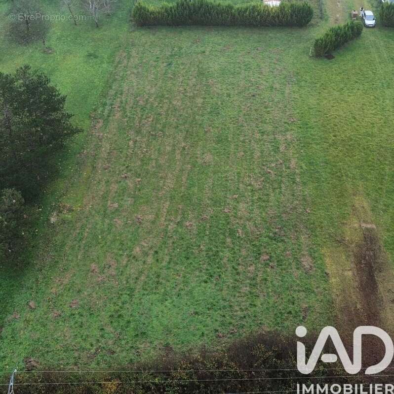 Photo 3 - Terrain à GENAC