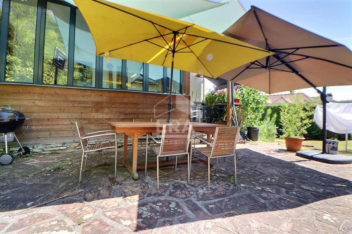 Maison 220m² à saint-leu-la-forêt - photo 2