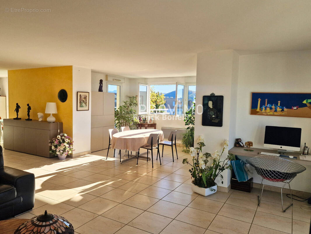 Appartement à ANNEMASSE