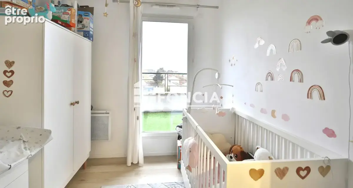 SARTROUVILLE - Idéal investisseur - A vendre - 5 min à pied de la gare - Appartement récent 3 pièces de 58 m2 - photo 5