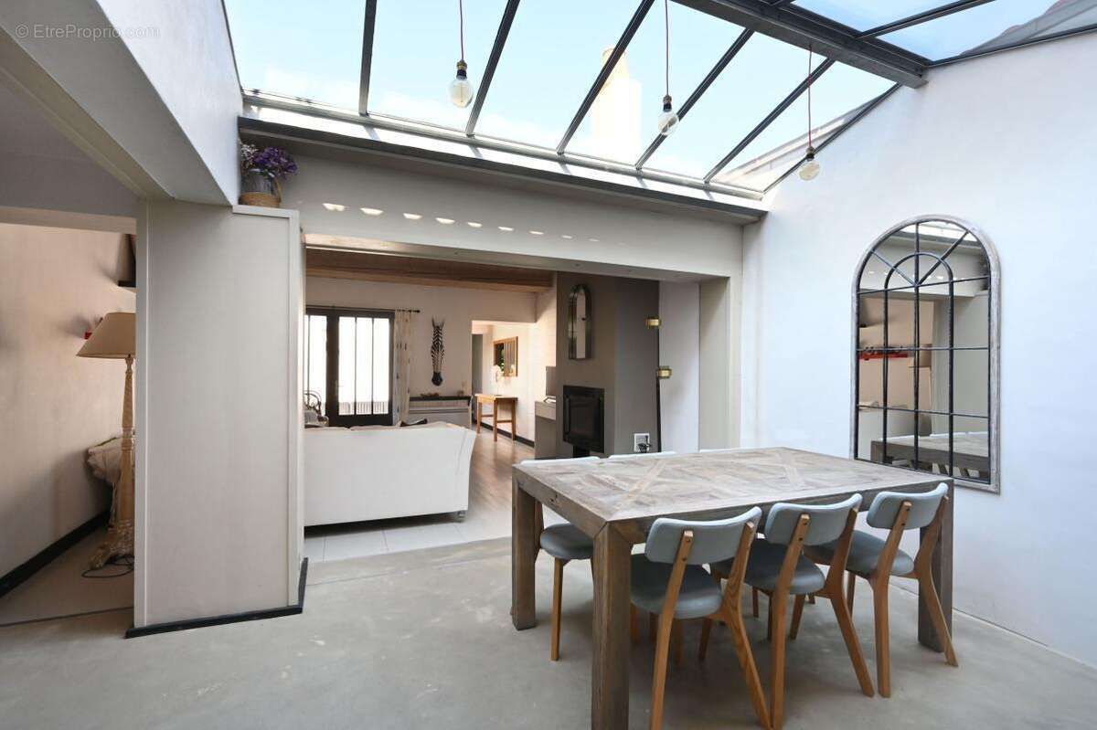 Maison à LES PORTES-EN-RE