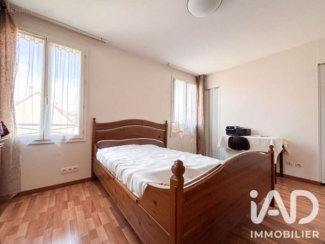 Photo 9 - Maison à CORMEILLES-EN-PARISIS