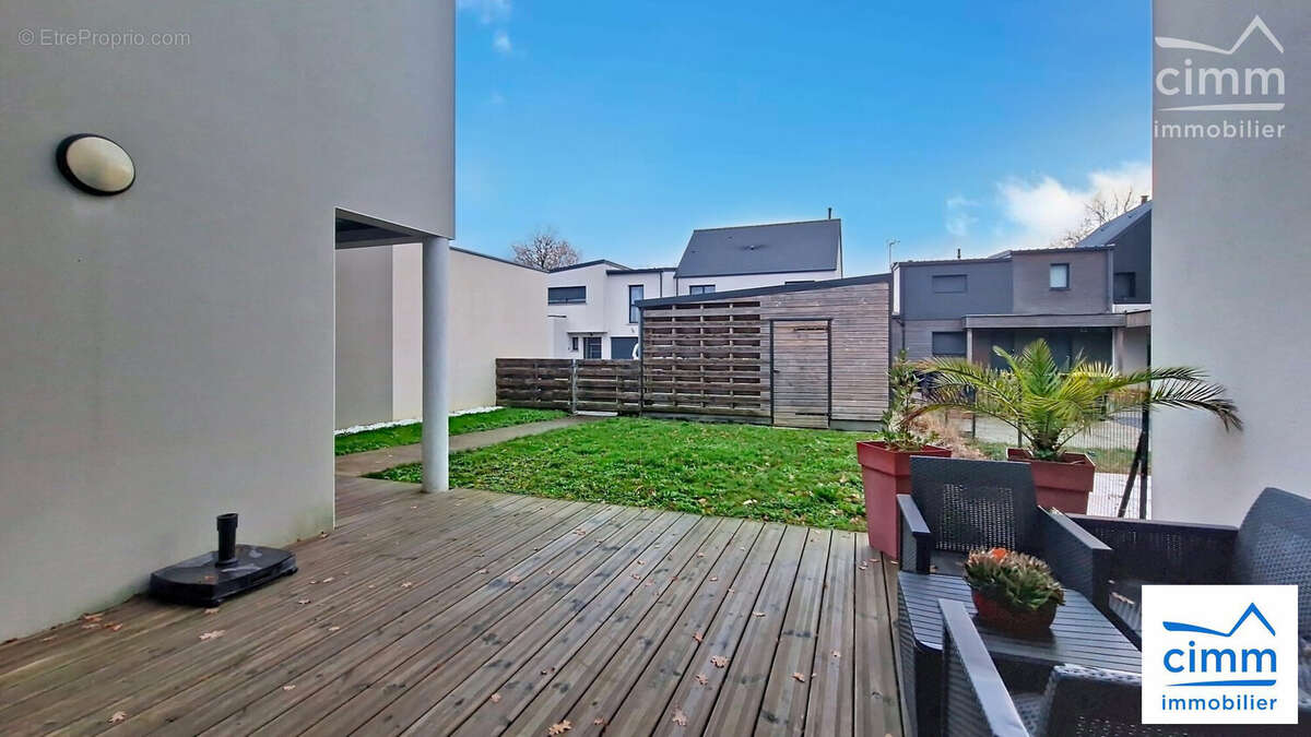 Maison à NOYAL-CHATILLON-SUR-SEICHE