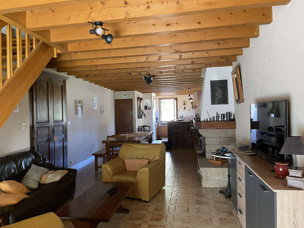 Maison à LES SALLES