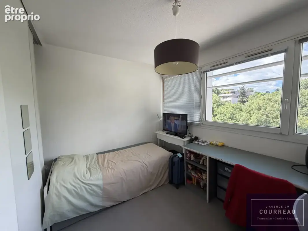 Exclusivité   studio avec parking   dernier étage   idéal investisseur   secteur des arceaux - photo 5