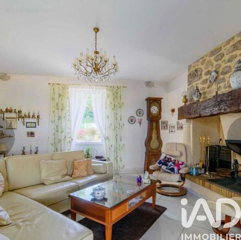 Maison 209 m² à Montagnac-Sur-Auvignon  - photo 5