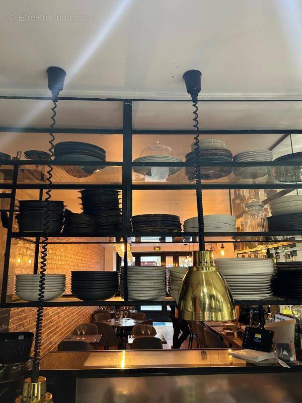 Commerce à PARIS-11E