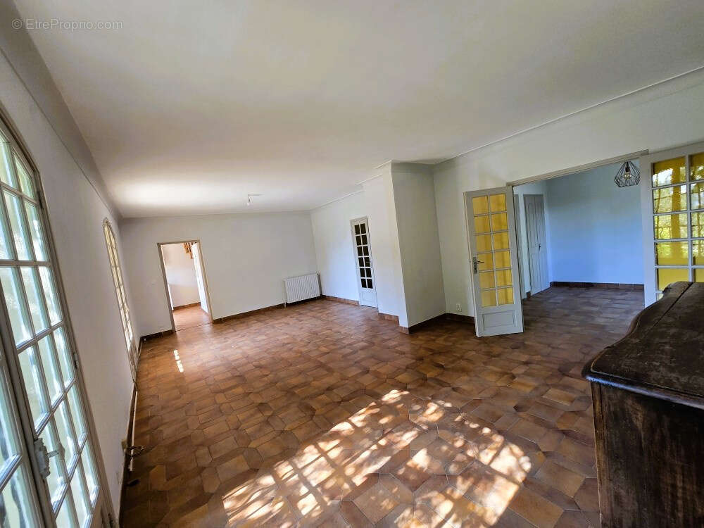 Maison à NIMES