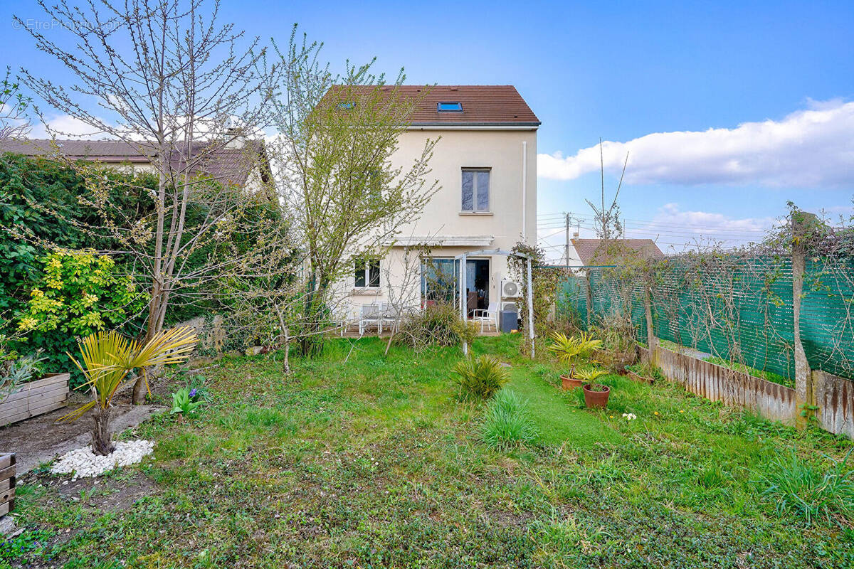 Maison à MONTFERMEIL