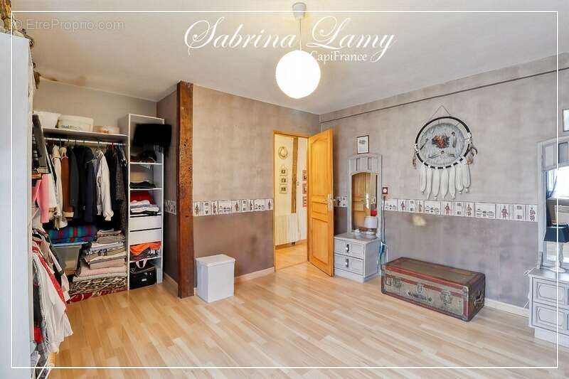 Maison à MONTMIRAIL