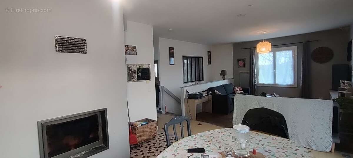Maison à LOLME