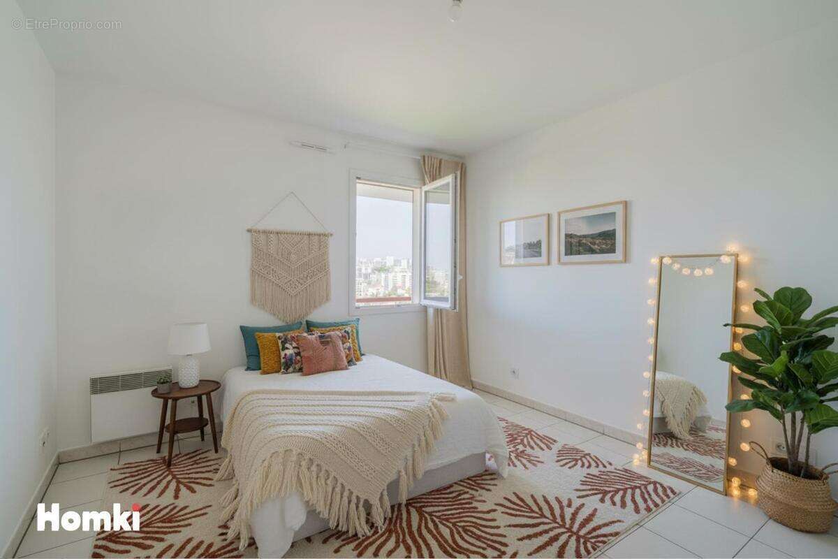 Appartement à MARSEILLE-13E