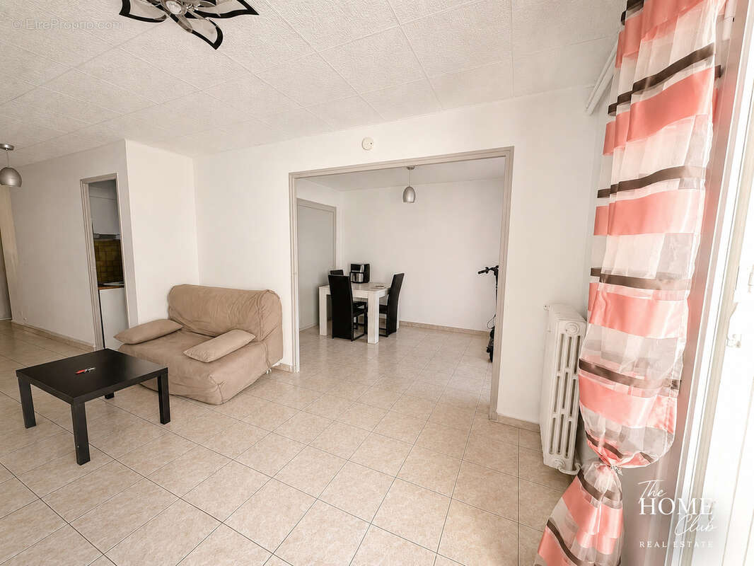 Appartement T3 en rez-de-chaussée avec garage et parking privatif - photo 8