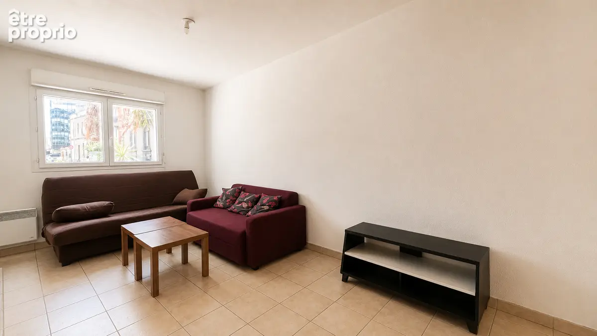 Appartement T2 de 38m² - Quartier prisé du Champ de Mars - Béziers - photo 2