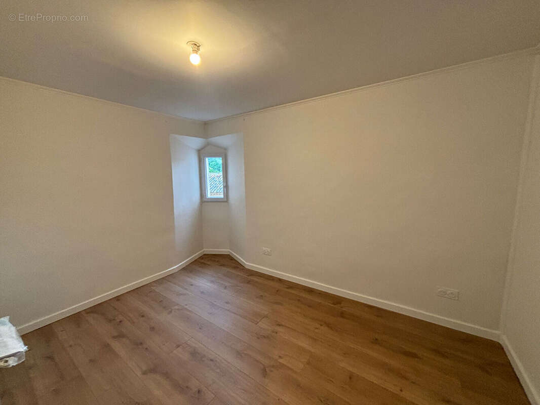 Maison à ROUSSILLON