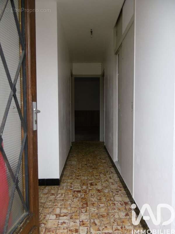 Photo 4 - Maison à BUSSIERE-POITEVINE