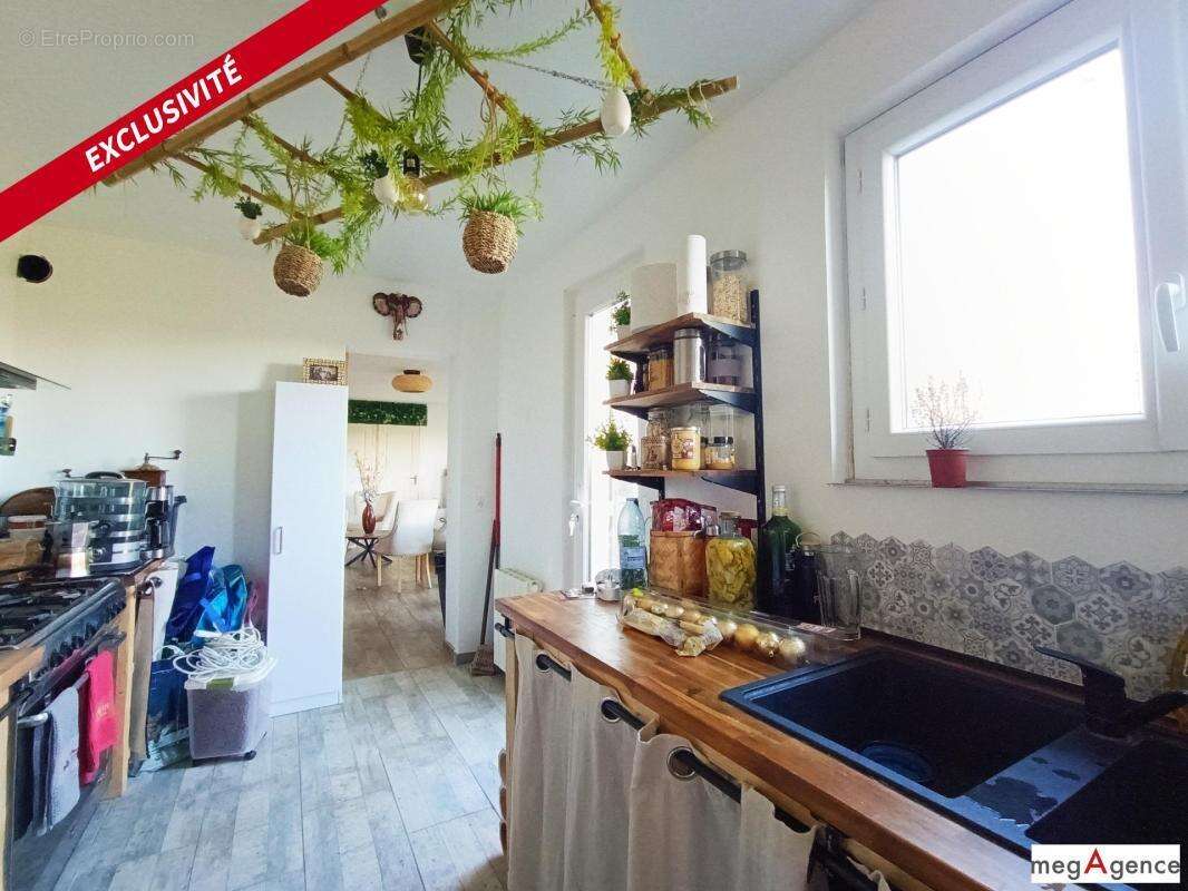 Maison à WIRY-AU-MONT