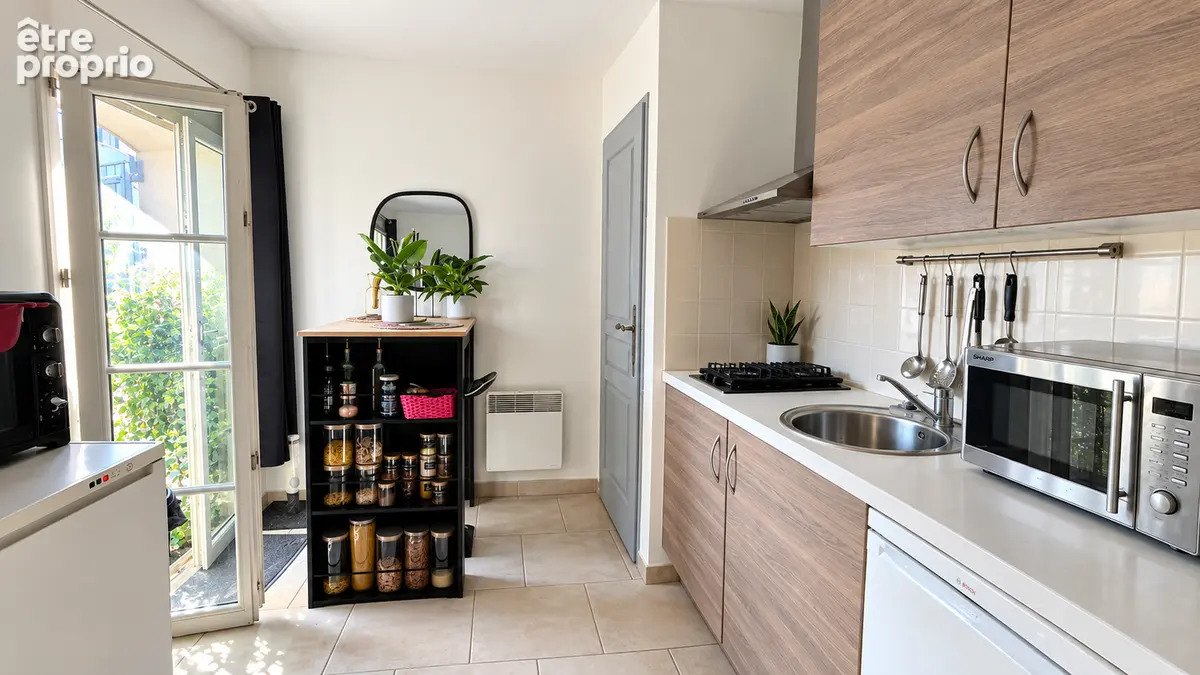 Appartement à SAINT-MAXIMIN-LA-SAINTE-BAUME