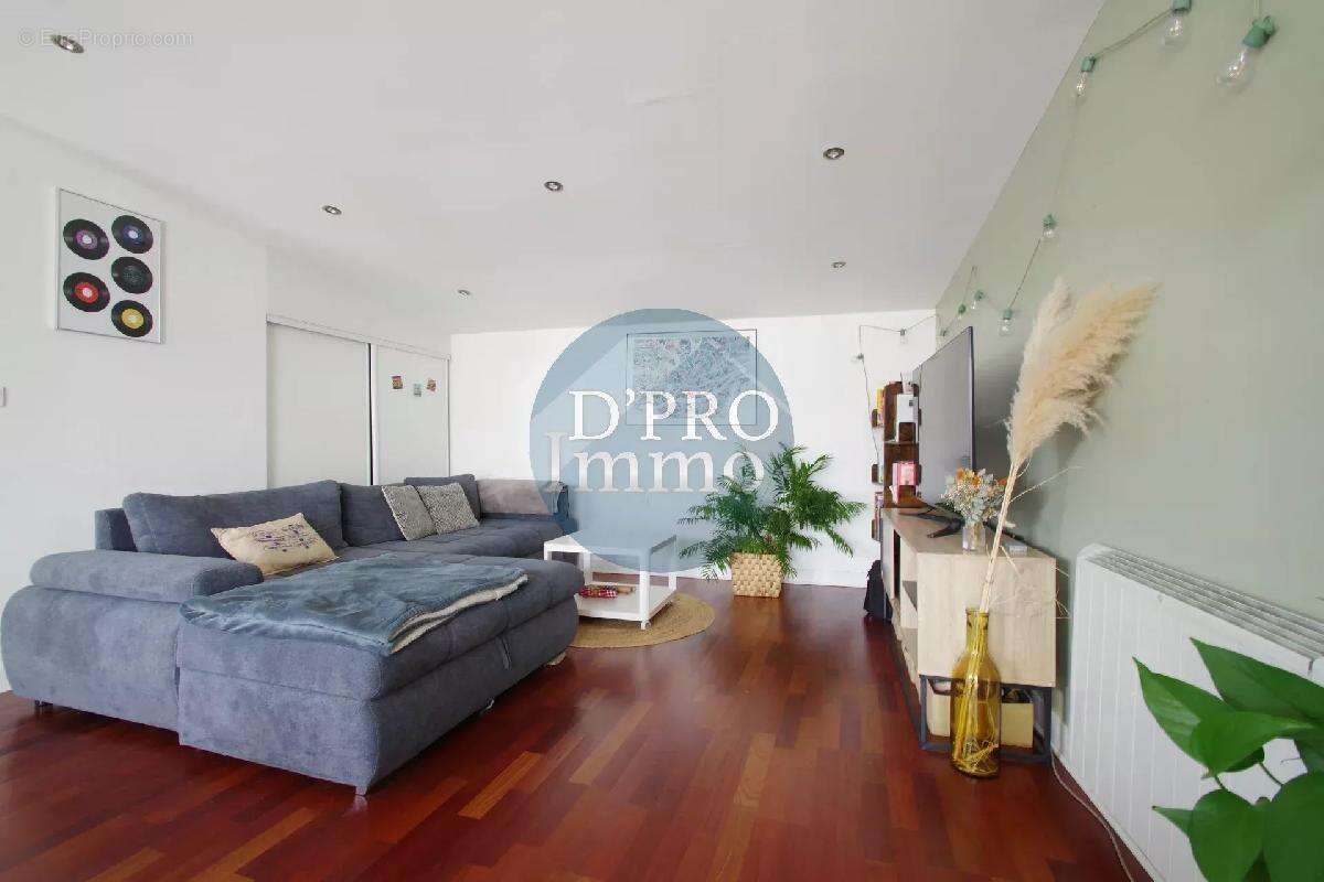 Appartement à SAINT-SEBASTIEN-SUR-LOIRE